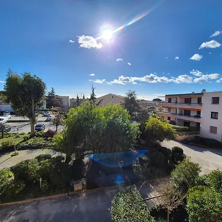 2 Avec Grand Balcon A Deux Pas Du Port De Sanary Et De La Appartement